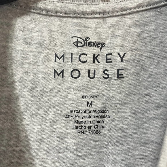 Disney Unisex Mickey Mouse Gray Graphic T-shirt in Gray Size Medium - Picture 3 of 3